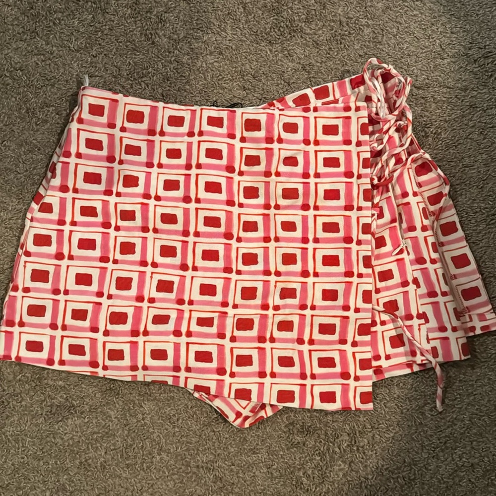 NWT - Zara Mini Skort